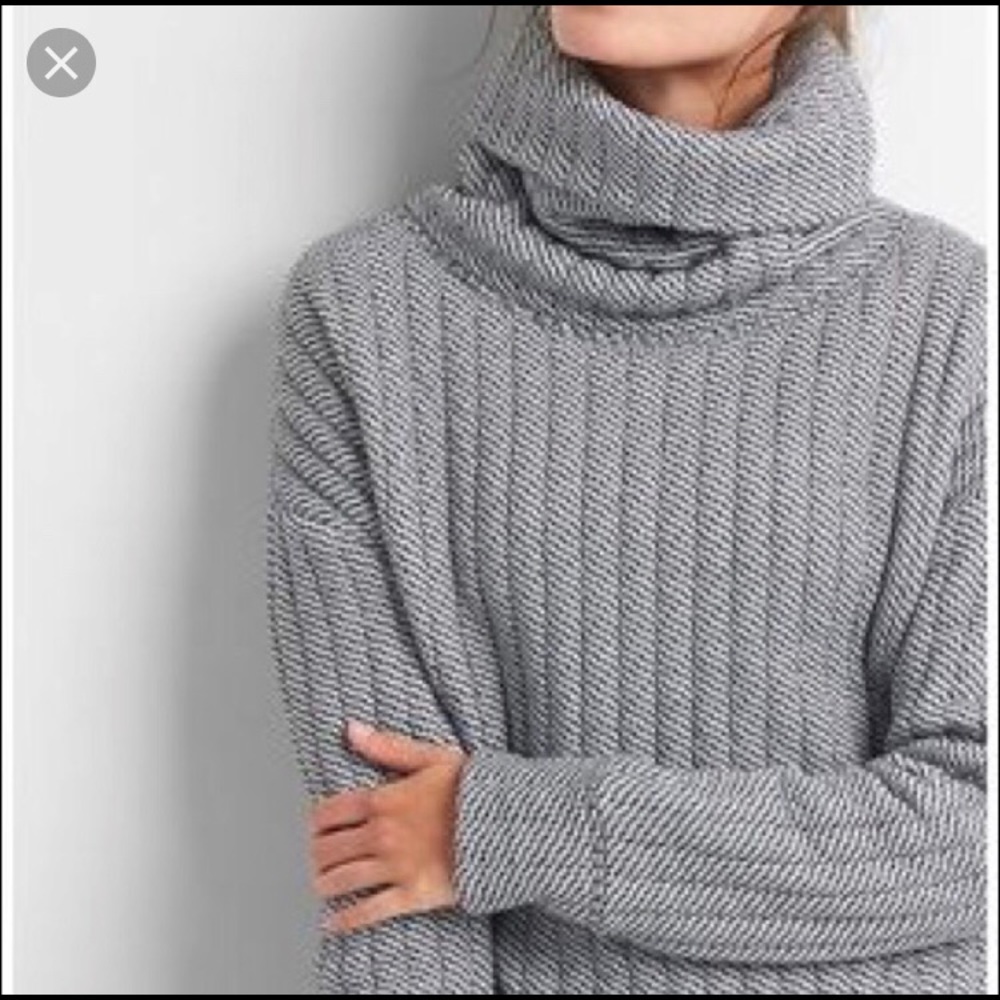 GapFit Turtleneck Sweater